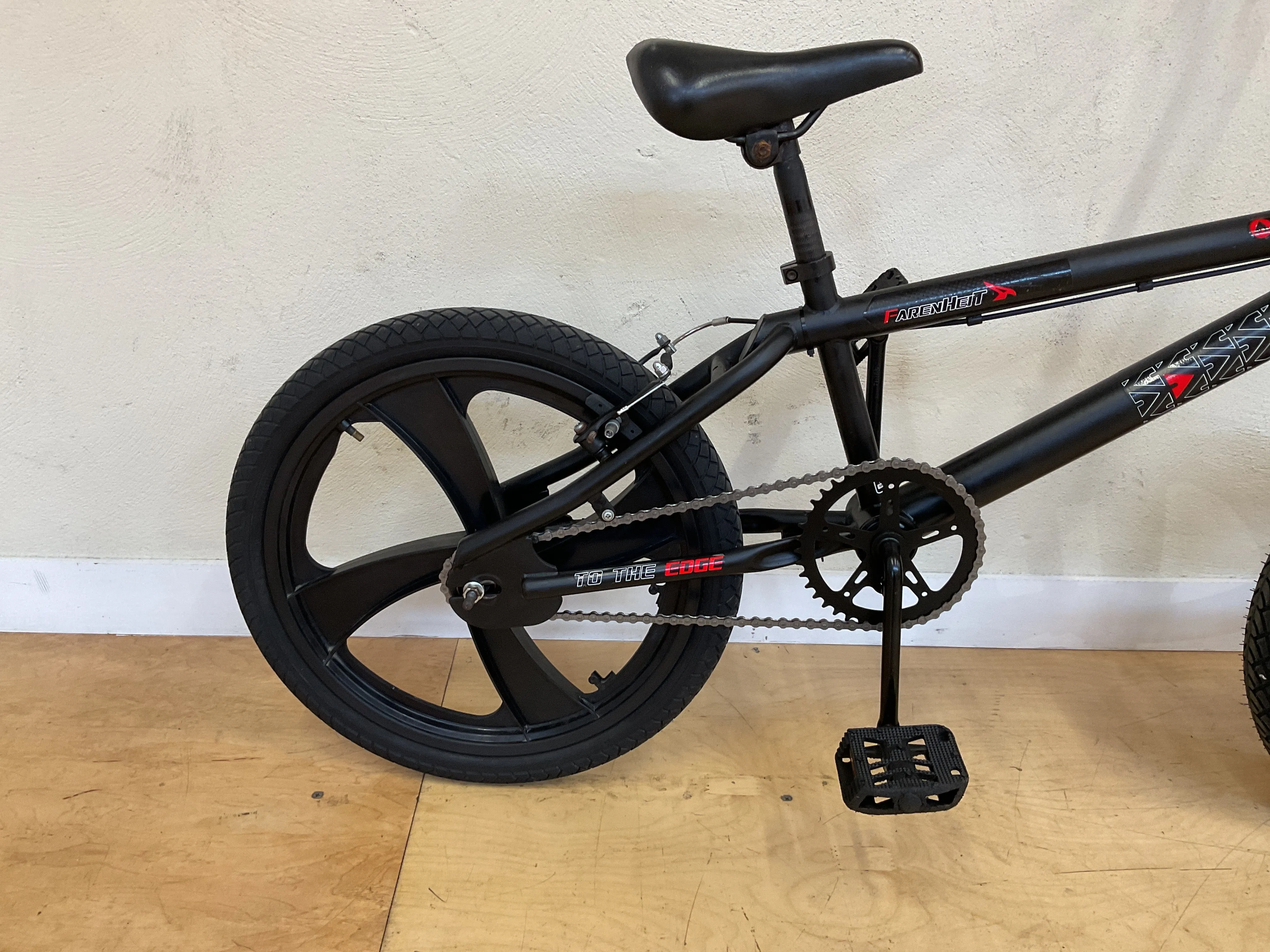 Airwalk Fahrenheit 20”