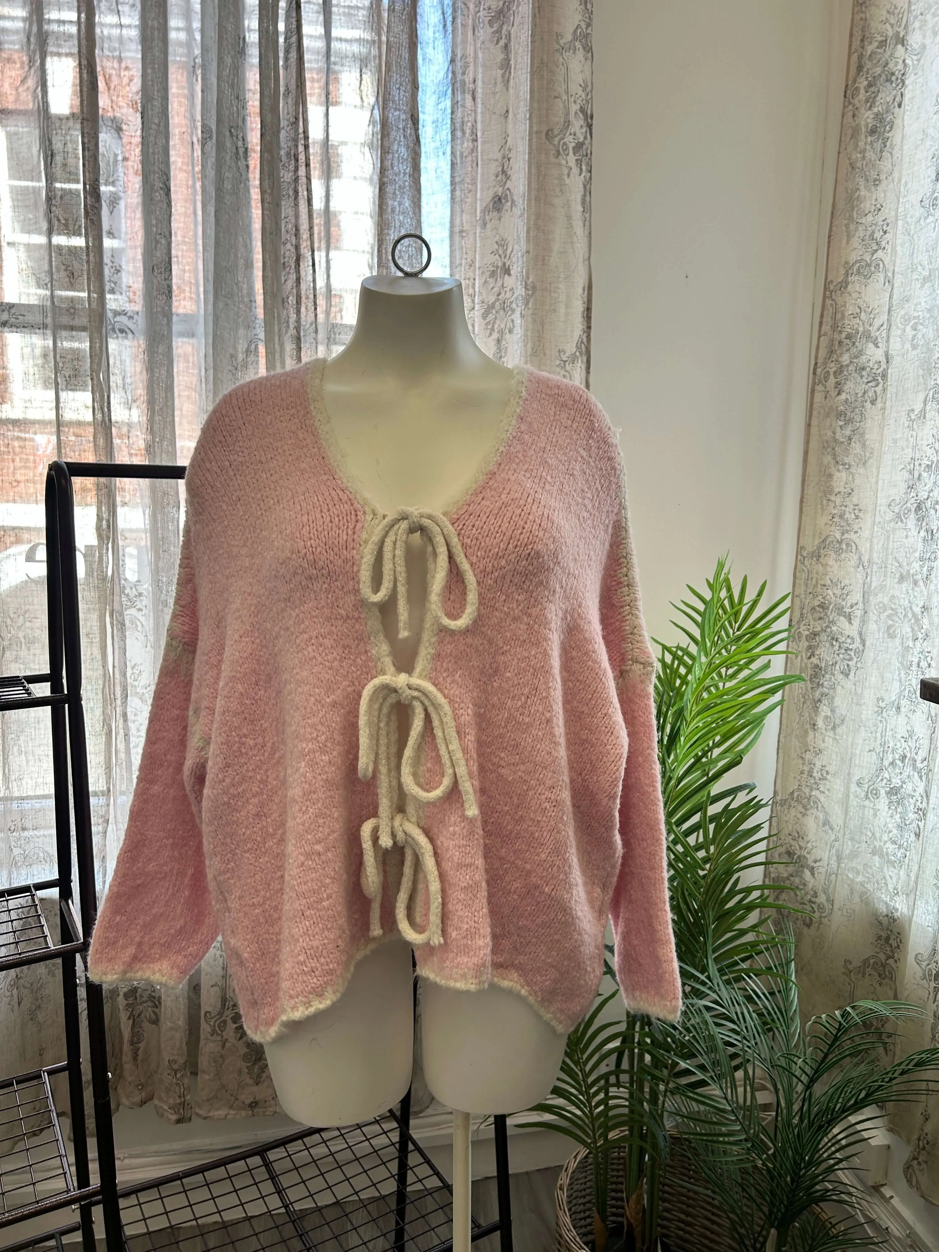 Contrast Stitch Bow Detail Cardigan