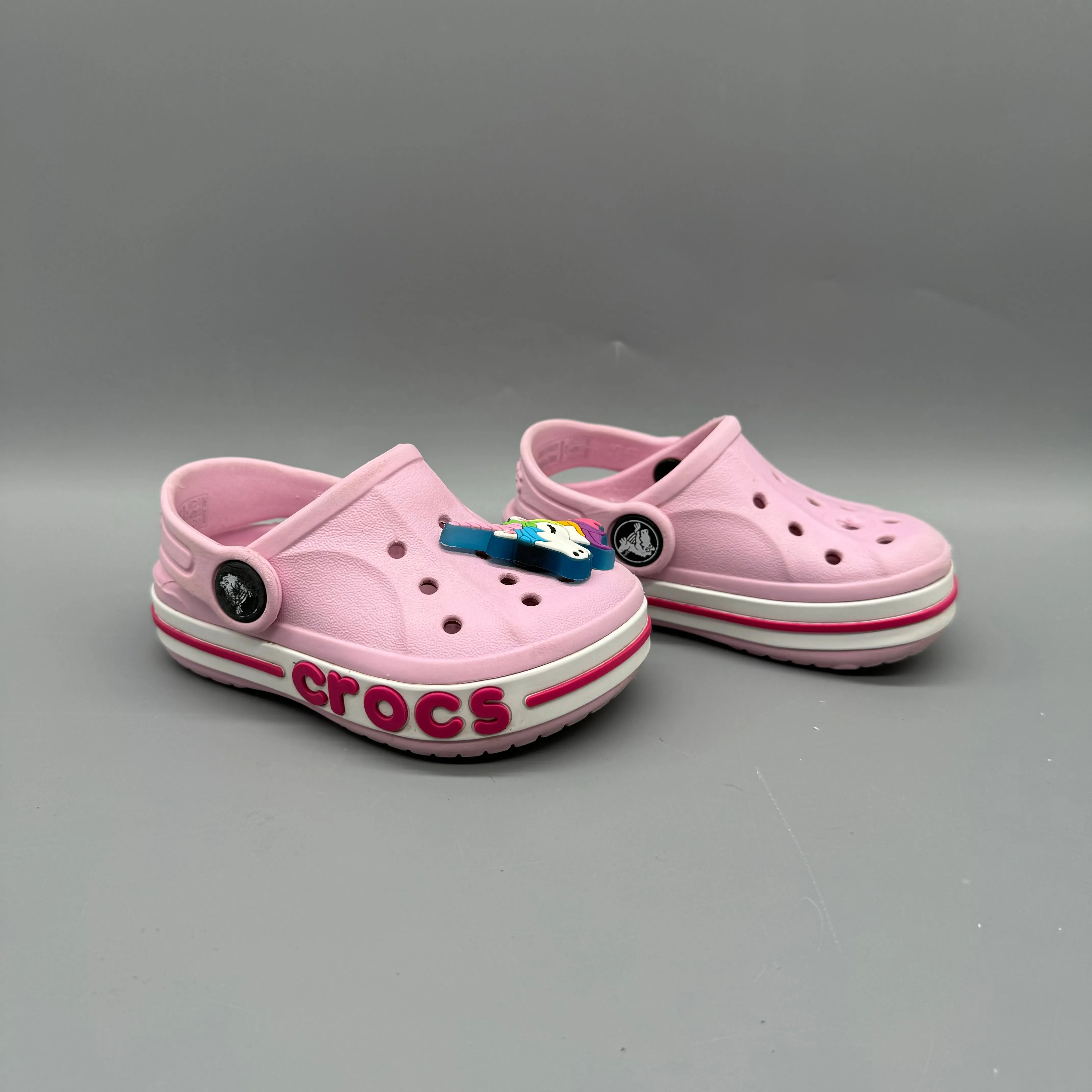 Crocs / Sandals / US5