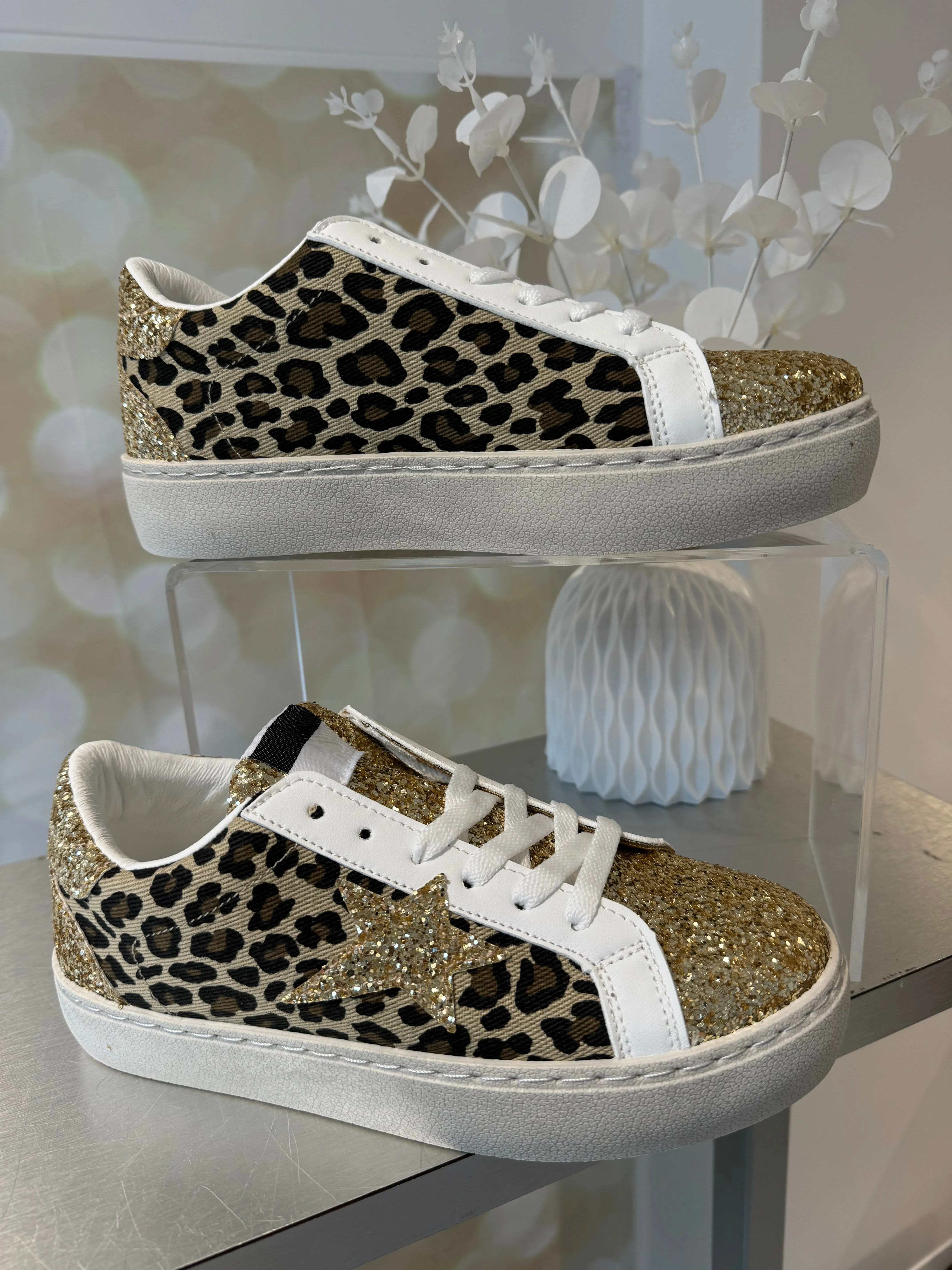 Glitter Star Trainer