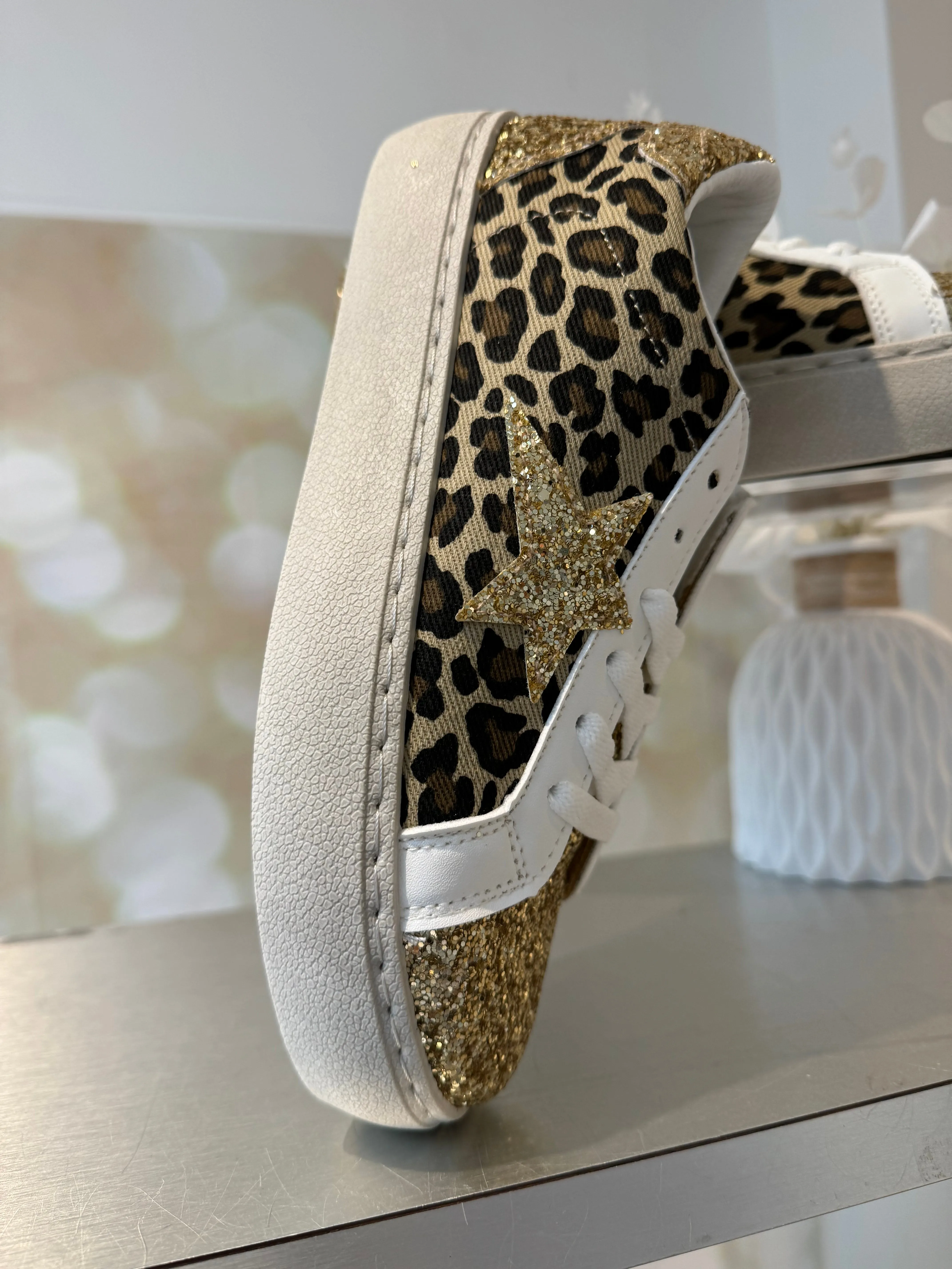 Glitter Star Trainer