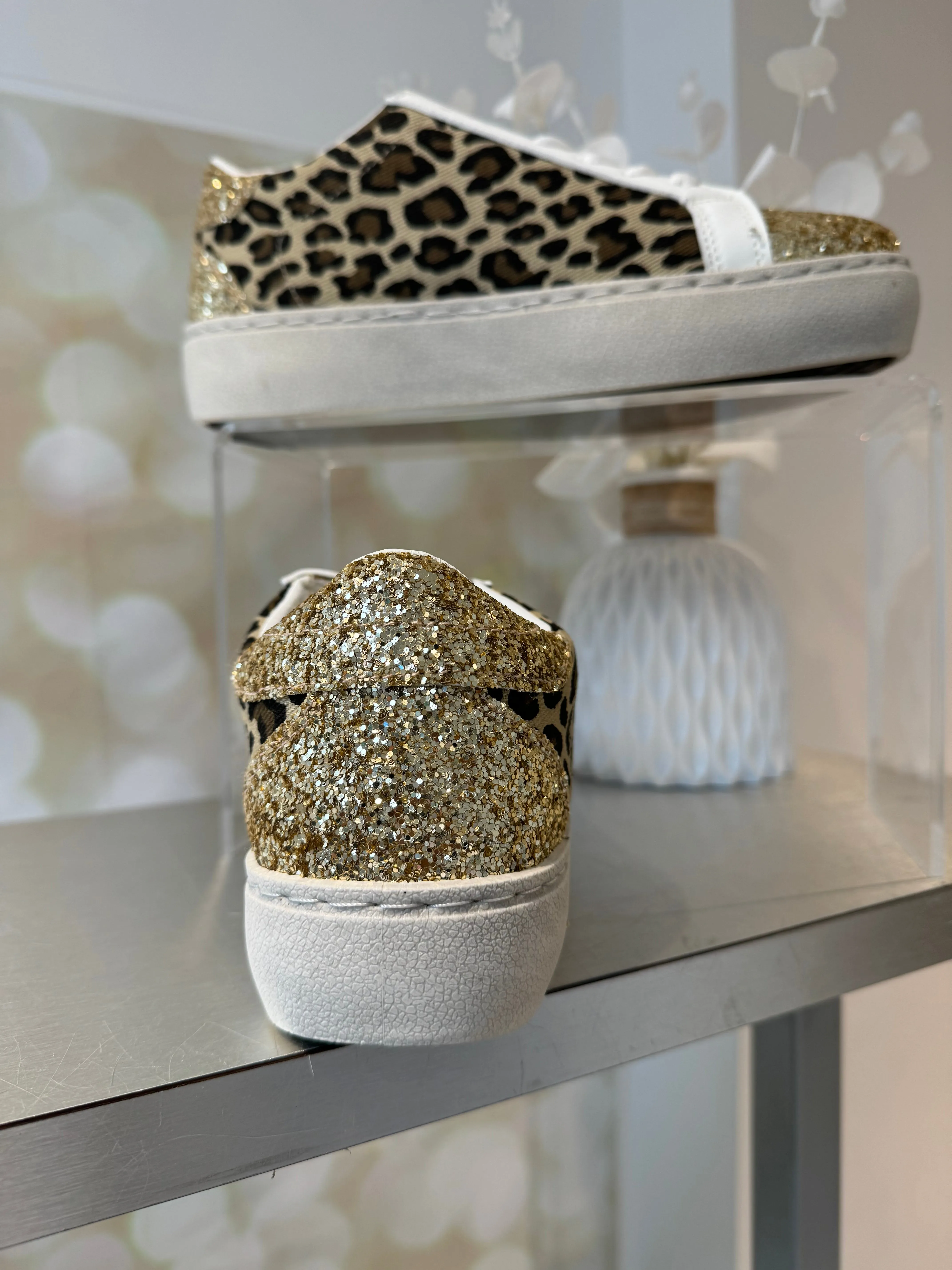 Glitter Star Trainer