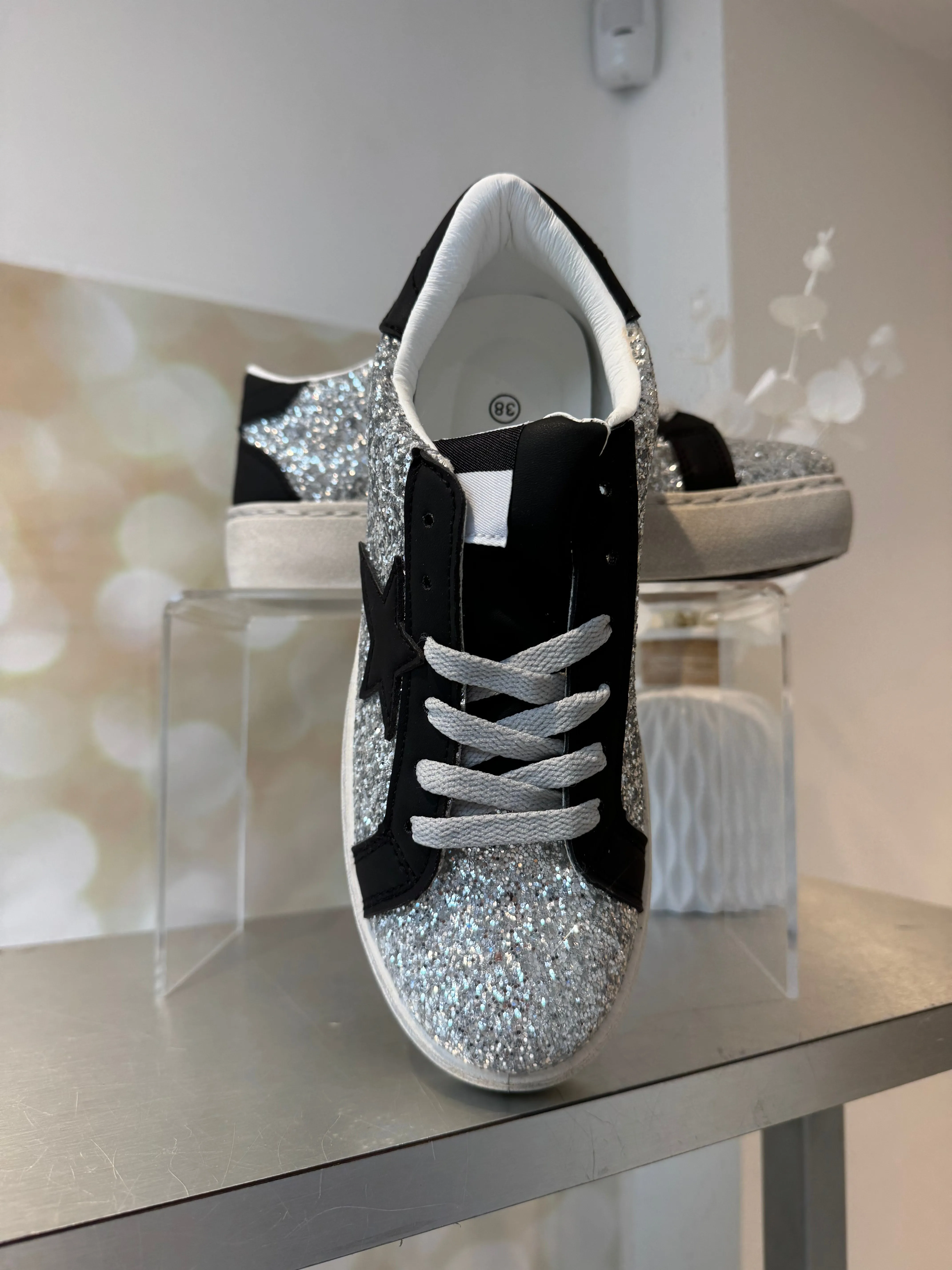 Glitter Star Trainer