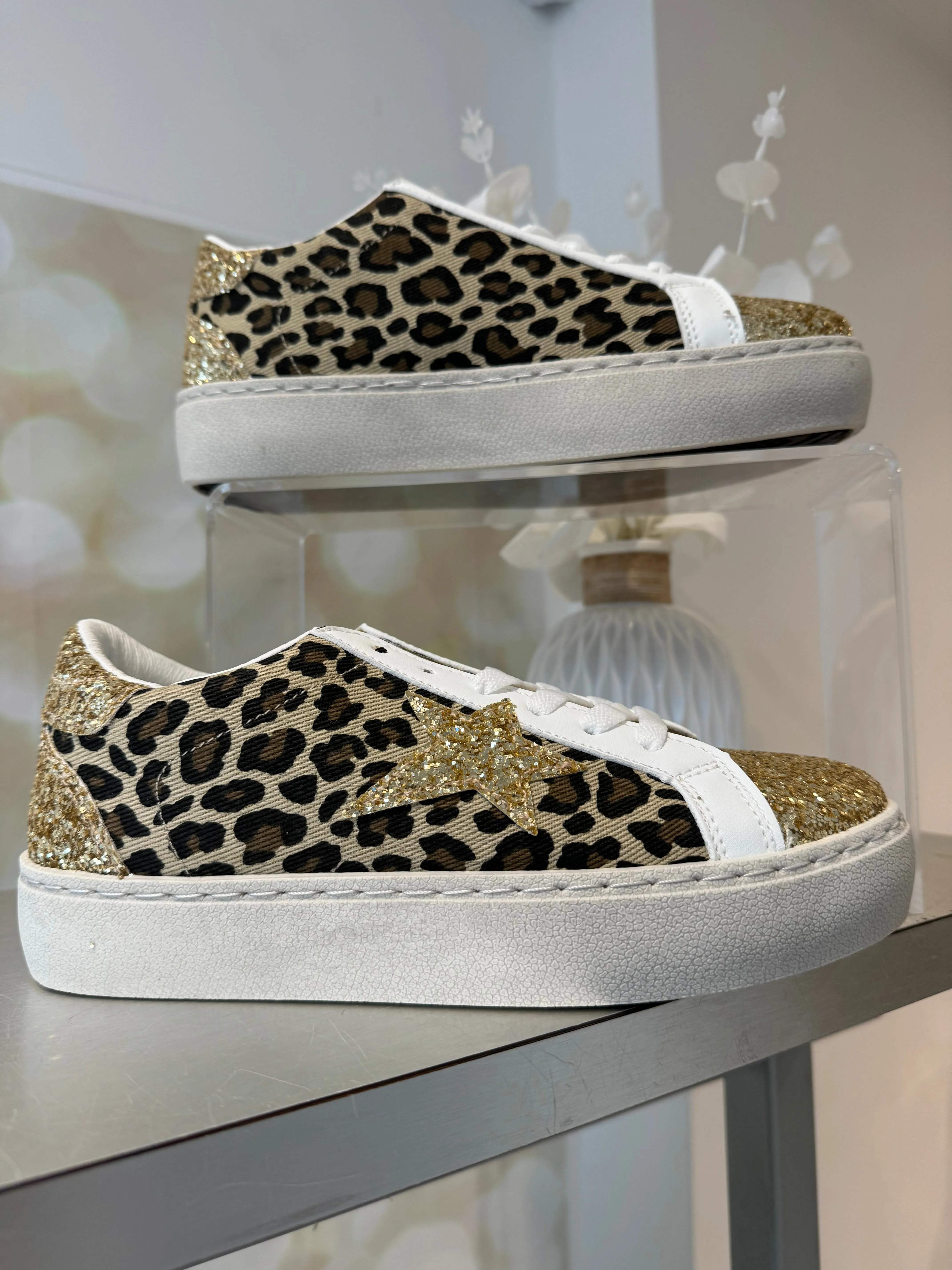 Glitter Star Trainer