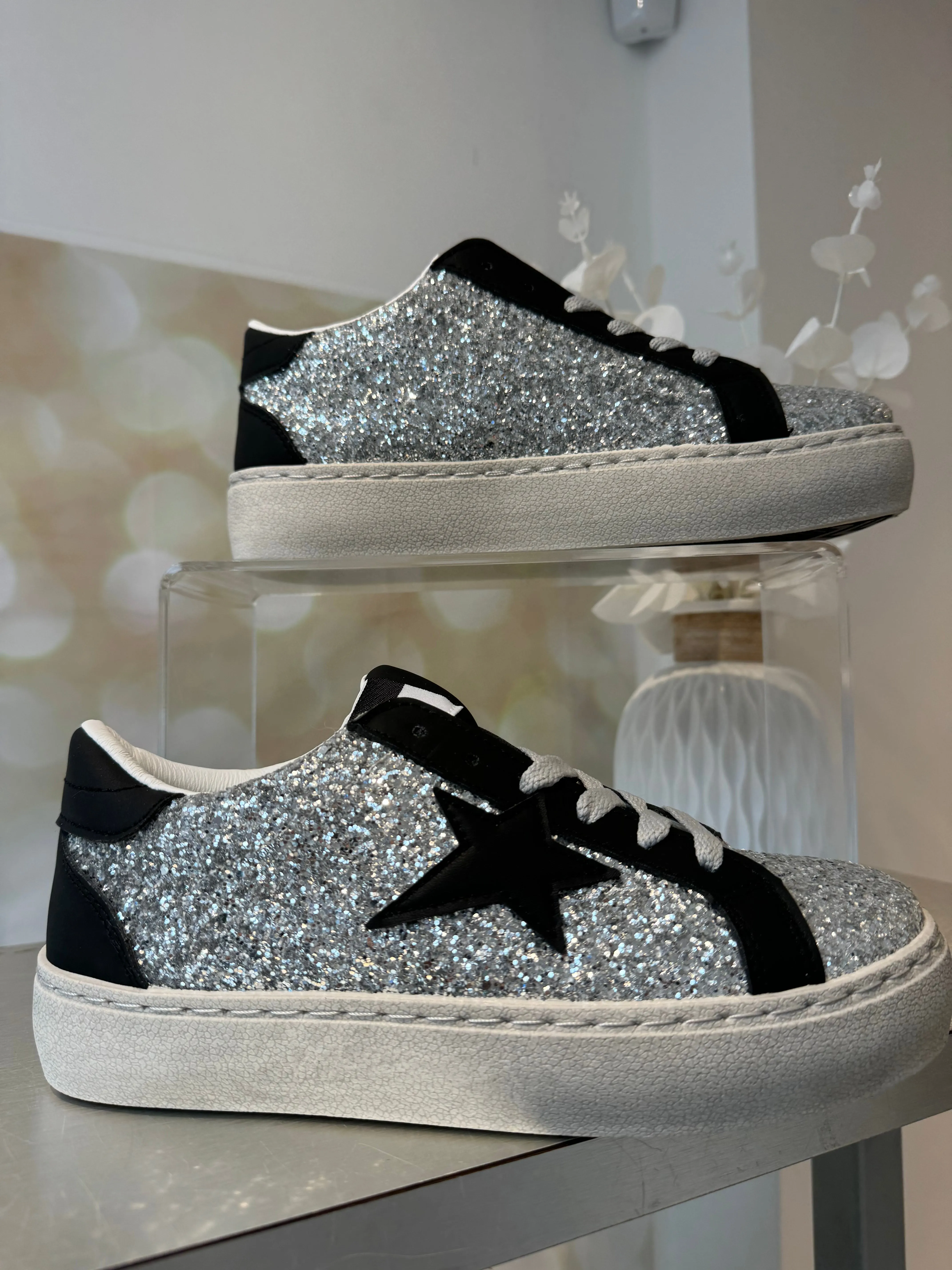 Glitter Star Trainer