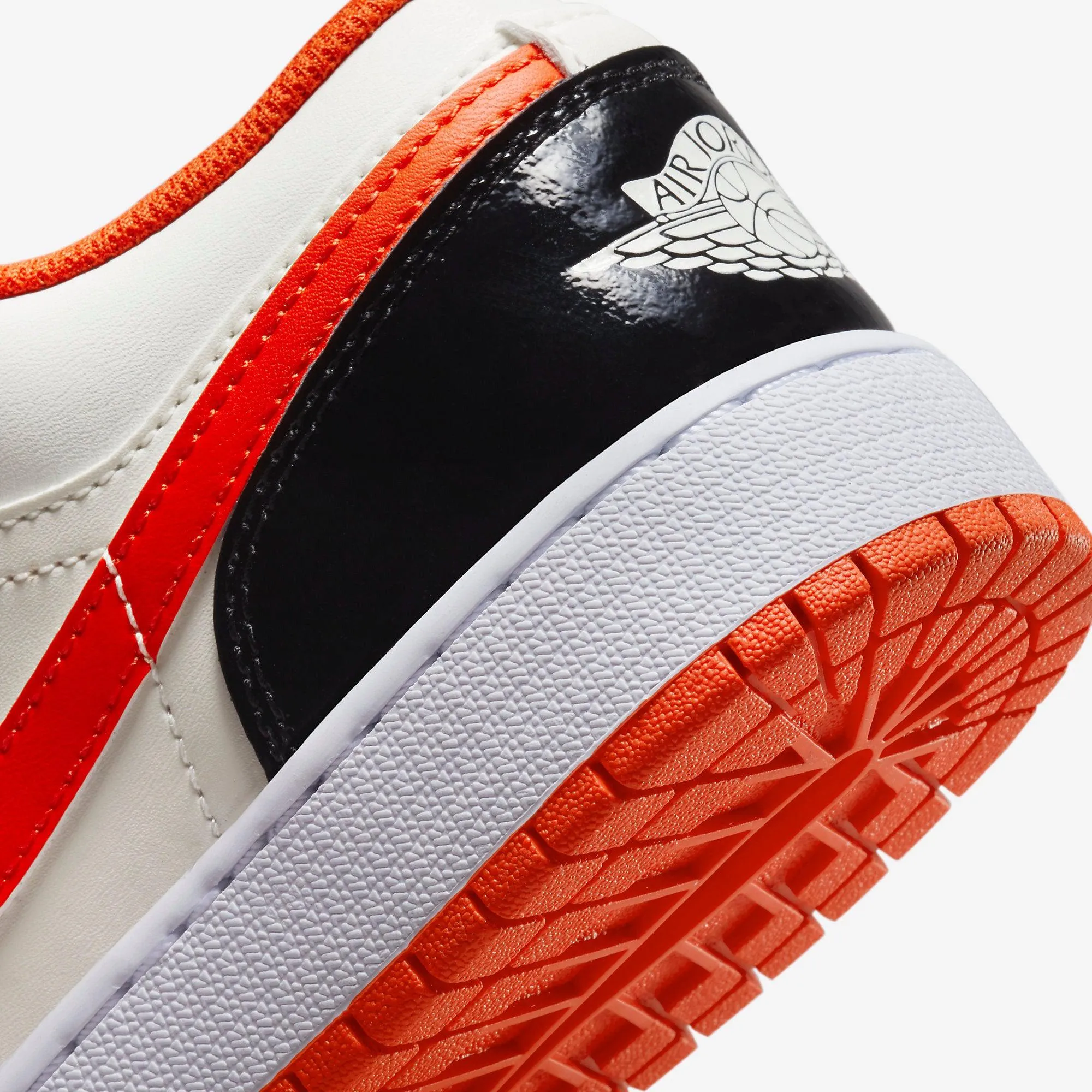 (GS) Air Jordan 1 Low SE 'Halloween' (2023) DV1335-800