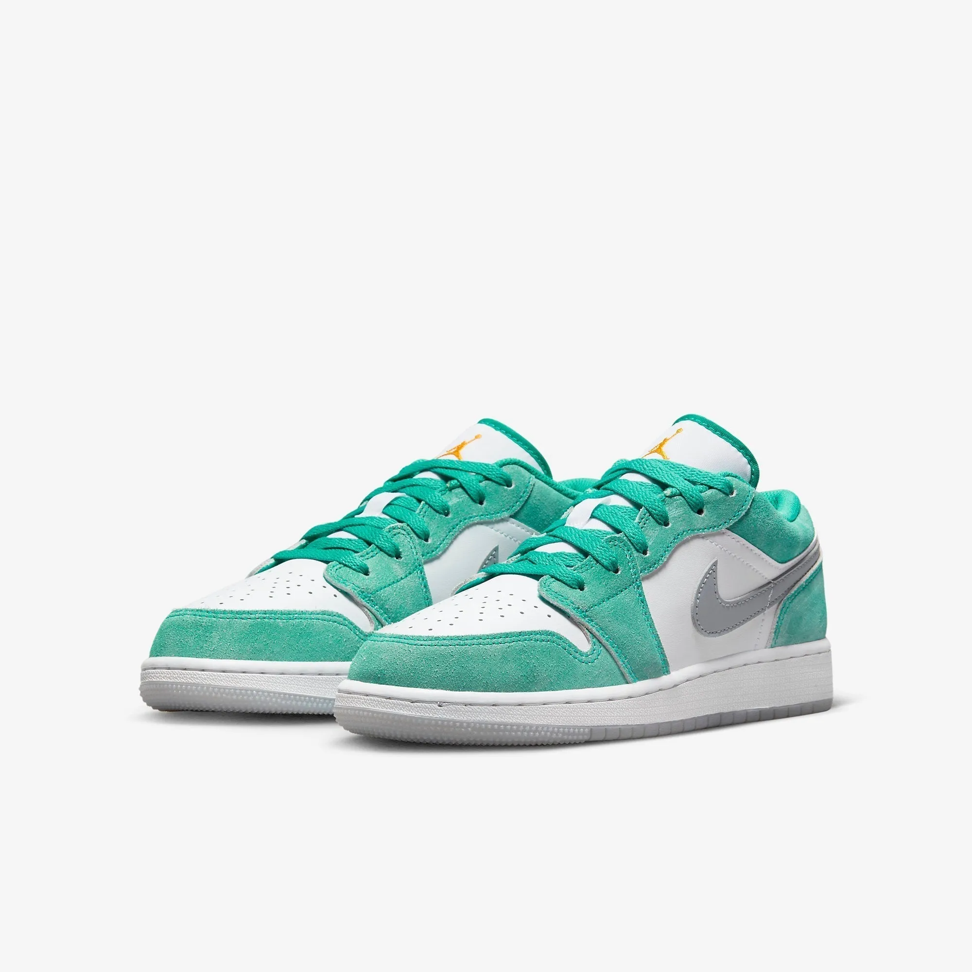 (GS) Air Jordan 1 Low SE 'New Emerald' (2022) DO8244-301