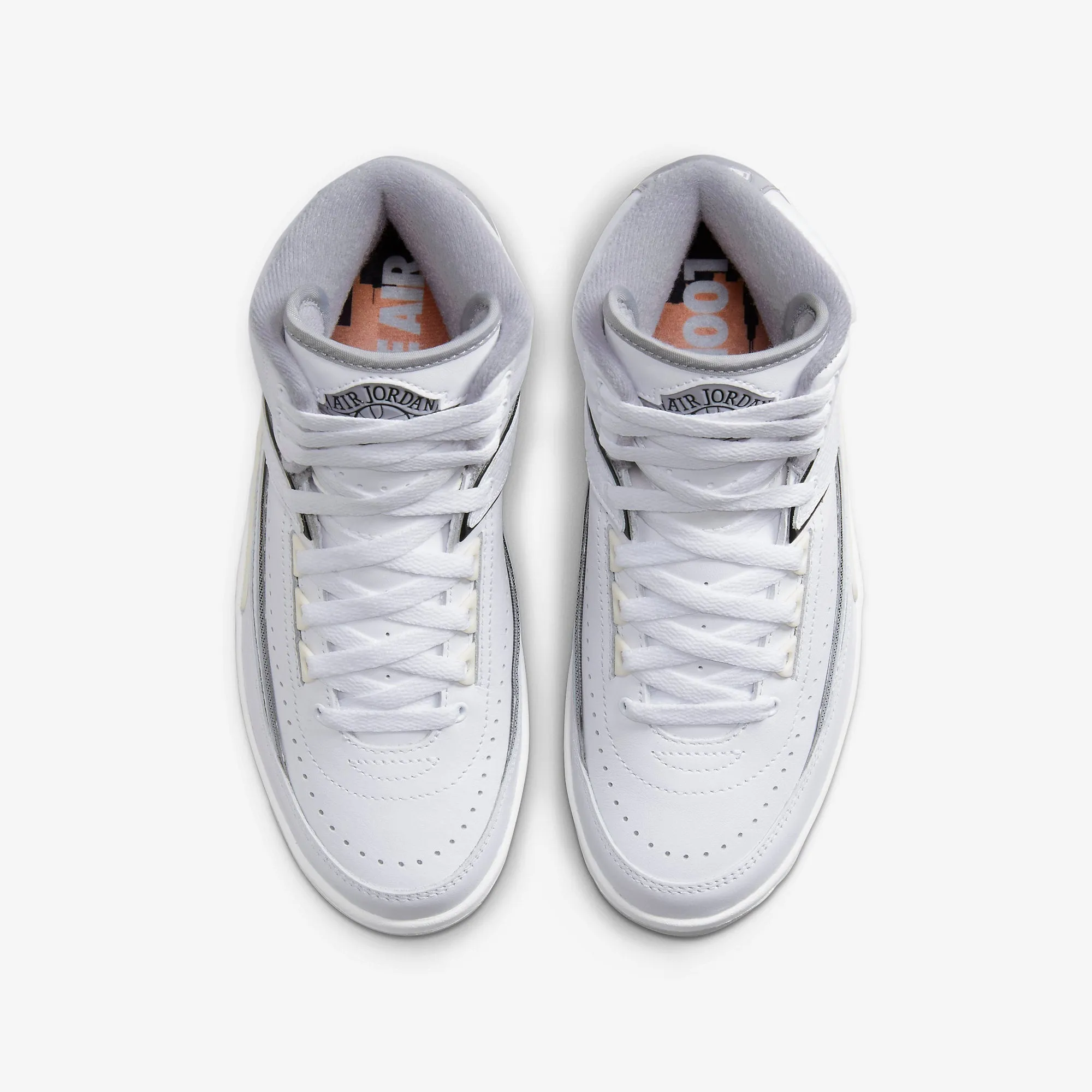 (GS) Air Jordan 2 Retro 'Cement Grey' (2023) DQ8562-100
