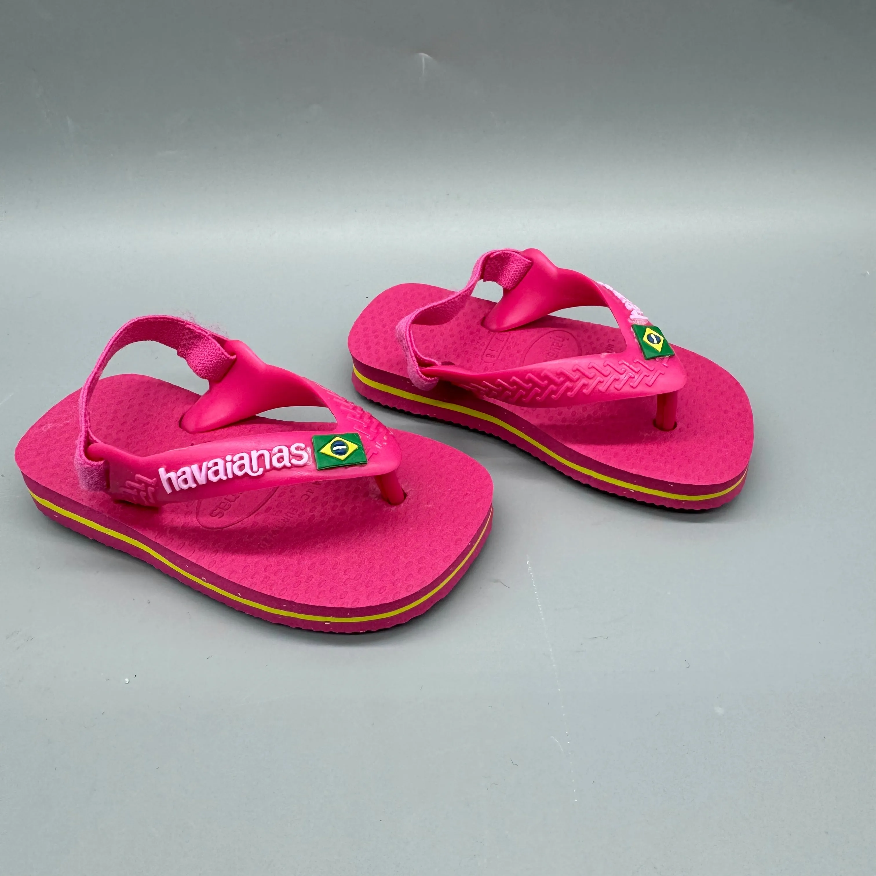 Havaianas (Brazil Flag) / Sandals / US4