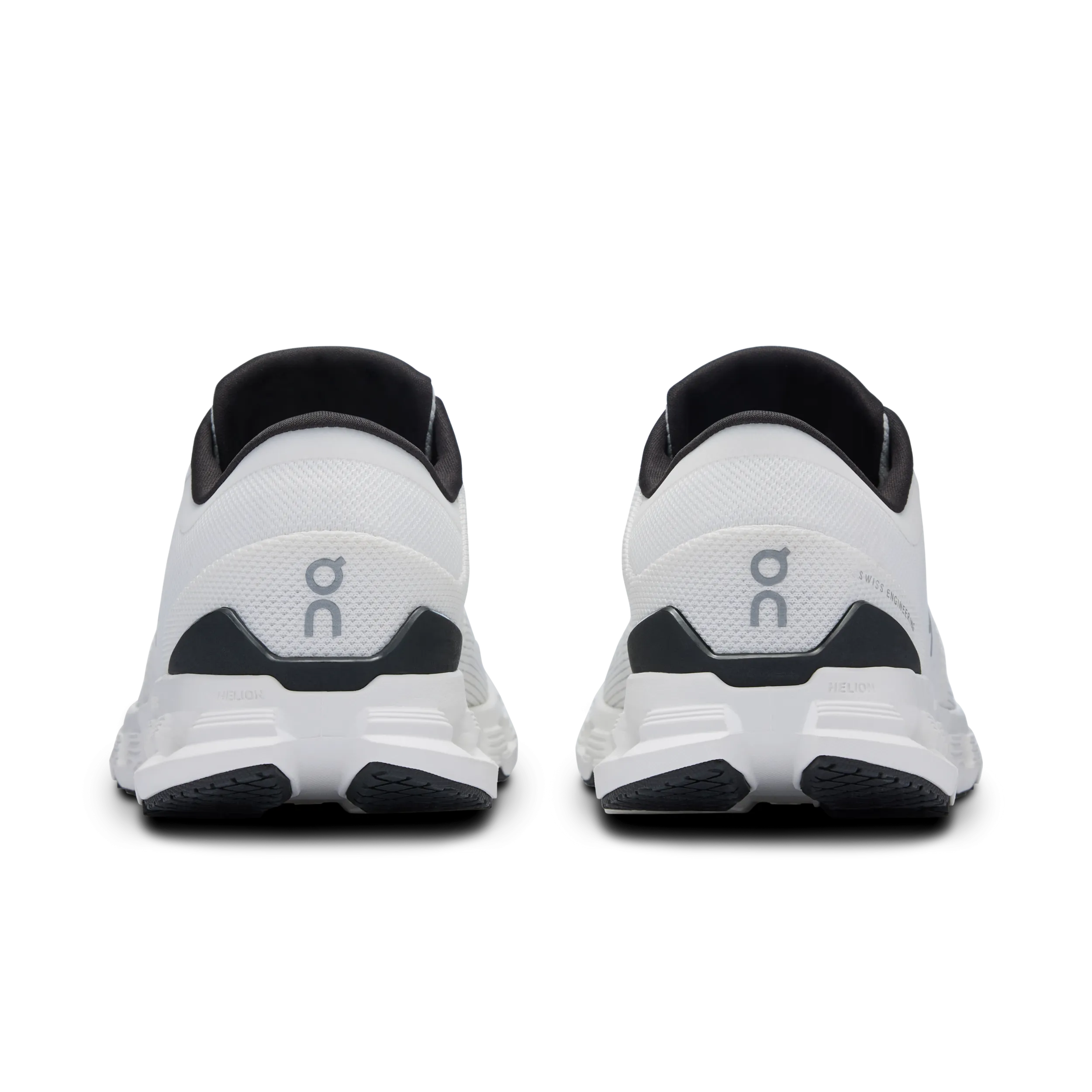 Women's Cloud X 4